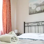 Casa Noemi Apartment *